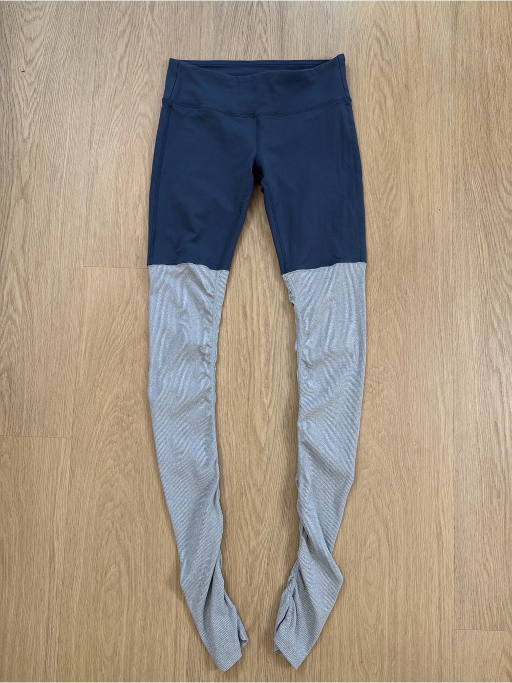 ALO Yoga Goddess Leggings M